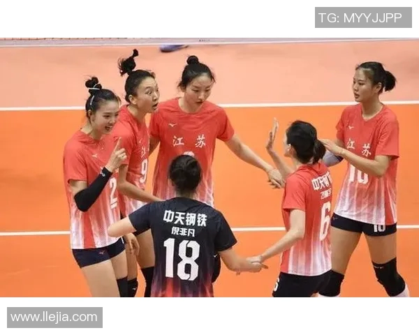 上海排球队配合默契创新高助力球队在全国赛场崭露头角 上海排球队配合默契创新高助力球队在全国赛场崭露头角
